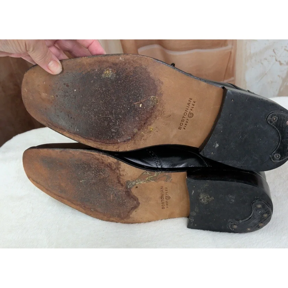Bostonian Black Leather Wingtip Oxford Shoes